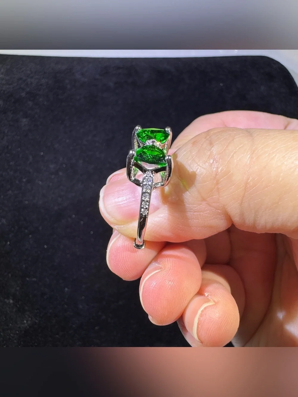 Green Gem Bow Ring - Sparkling Emerald-Tone Stones- adjustable in size